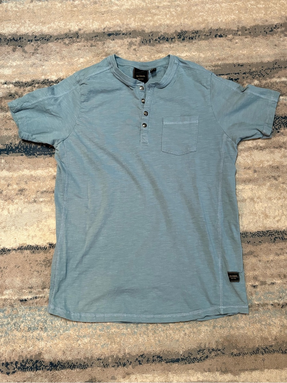 Six Lincoln NY Men's Light Grey Short-Sleeve Henley Shirt Size M